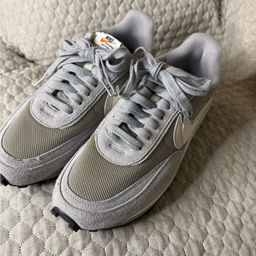 Nike Light Gray Airmax sneakers